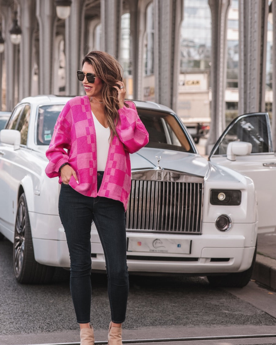 long-sleeve open front cardigan with balloon sleeves and a checkered pattern in pink/pink