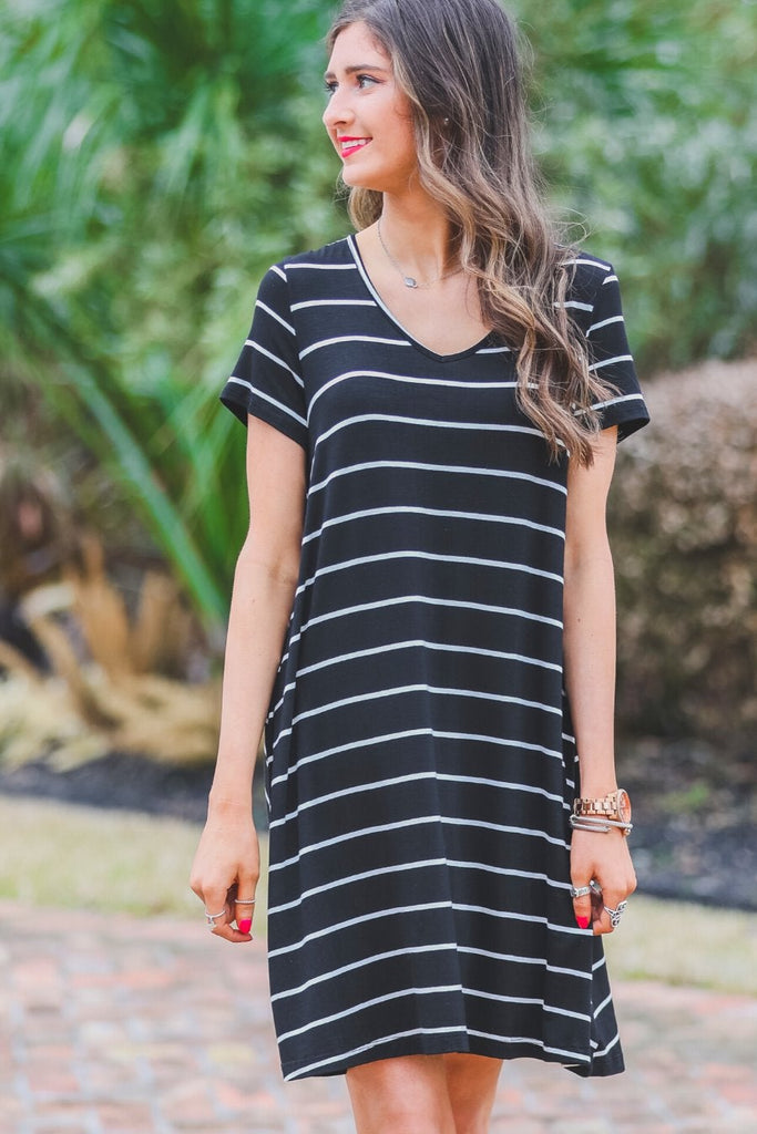 Abby Perfect V-Neck Striped Dress BLACK (Taylor)