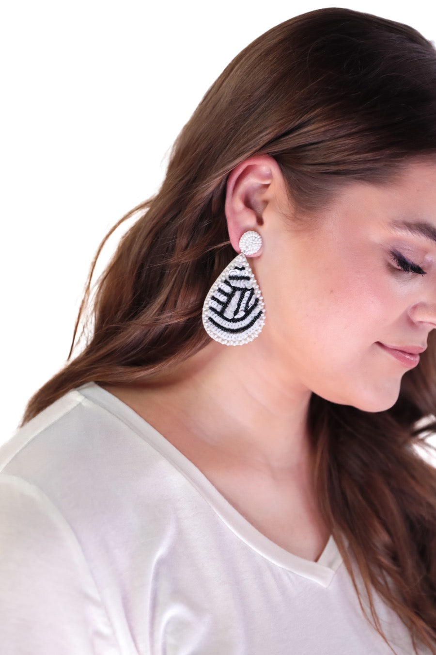 lightweight, sports-inspired beaded teardrop-shaped earrings with a felt backing, a comfort back, and a plastic disc stopper in gold that's nickel and lead compliant in volleyball (white)