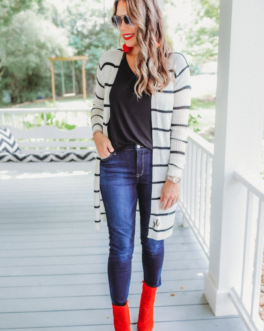 long-sleeve open front cardigan made from super soft, classic fabric with horizontal stripes and a relaxed fit in ivory