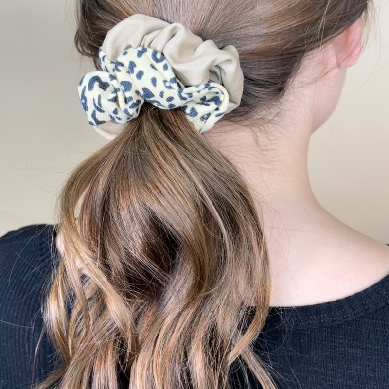Heidi Hair Scrunchie TAUPE