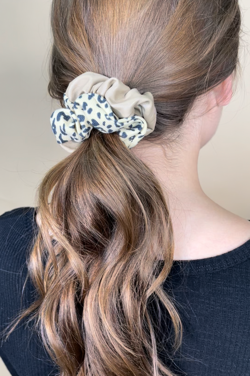 Heidi Hair Scrunchie TAUPE