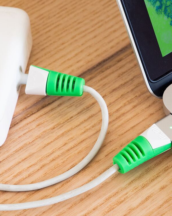 Klip Cable Protector for Magsafe (Lifestyle)
