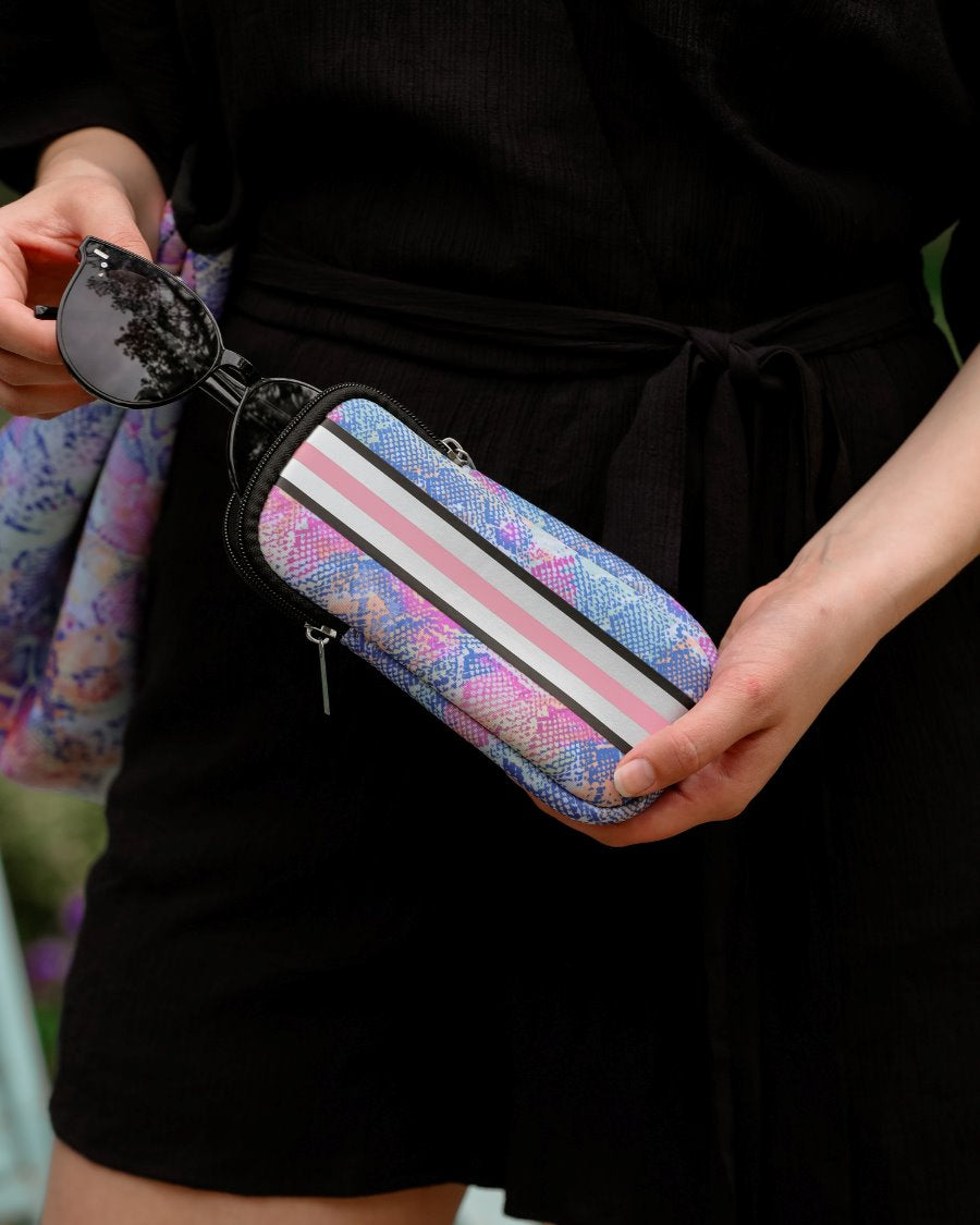 ultra-lightweight sunglasses case made of neoprene with a top double zipper in silver hardware and corresponding racing stripes in multi snake