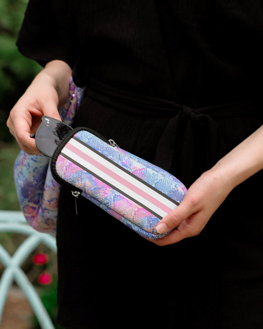 ultra-lightweight sunglasses case made of neoprene with a top double zipper in silver hardware and corresponding racing stripes in multi snake