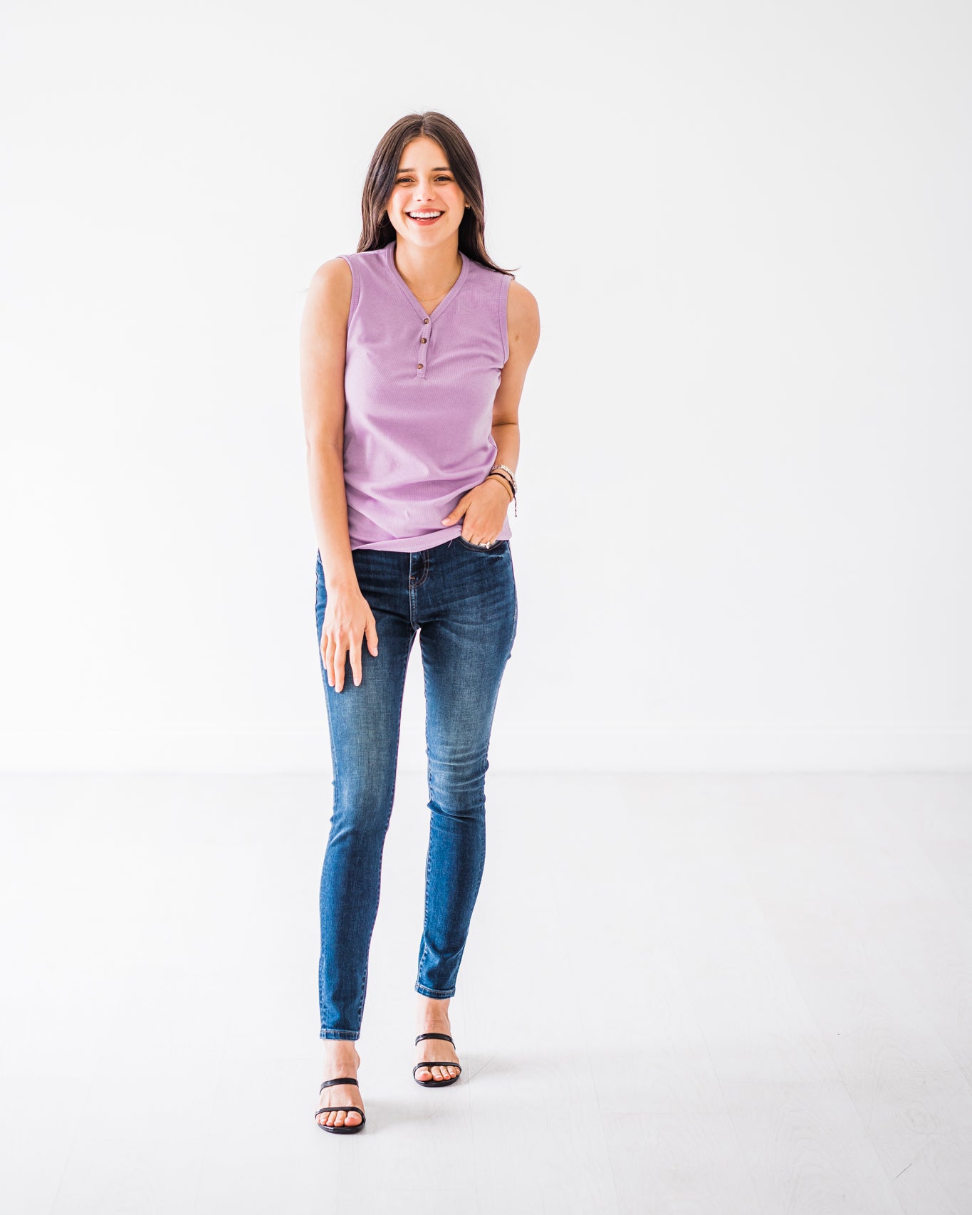 Mid-Rise Non-Distressed Dark Wash Skinny Jeans VICTORIA