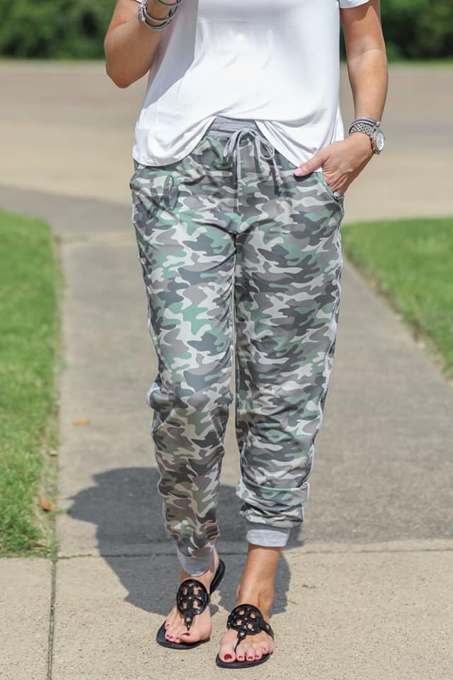 Camden Camo Drawstring Everyday Joggers CAMO (Jess)