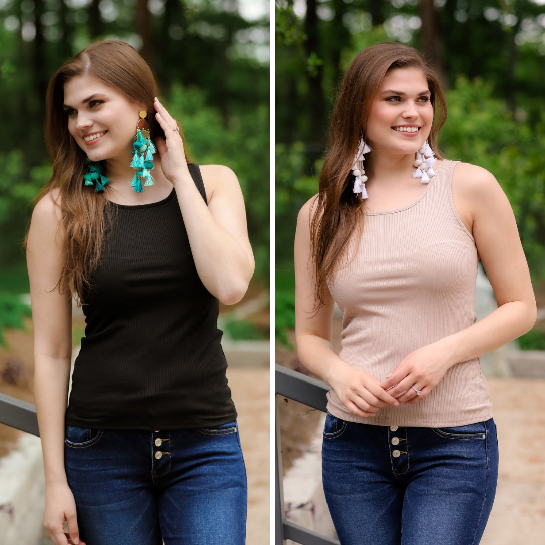 sleeveless tank top made of stretchy ribbed fabric in black and ivory