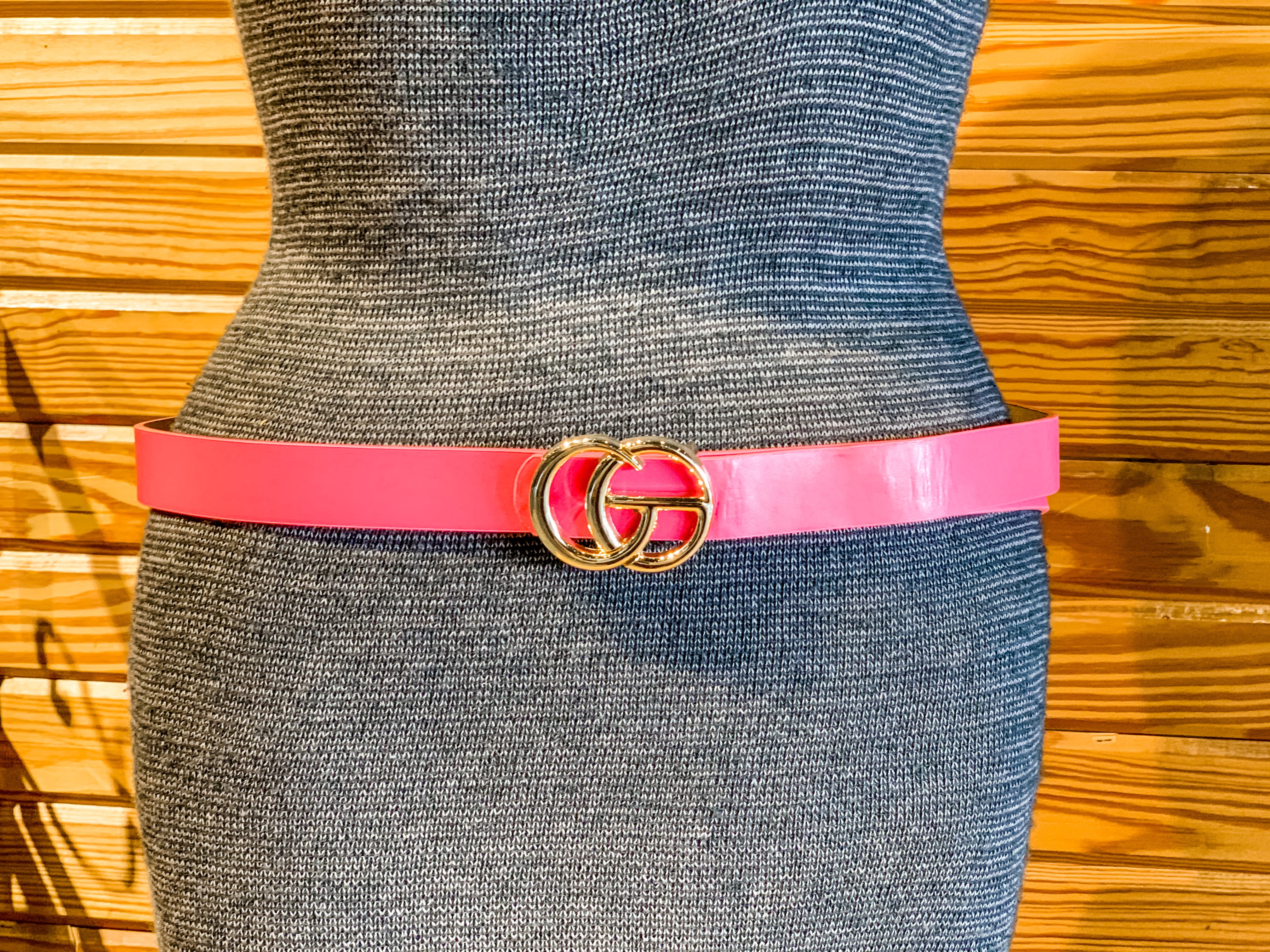 double metal ring faux leather buckle belt in hot pink