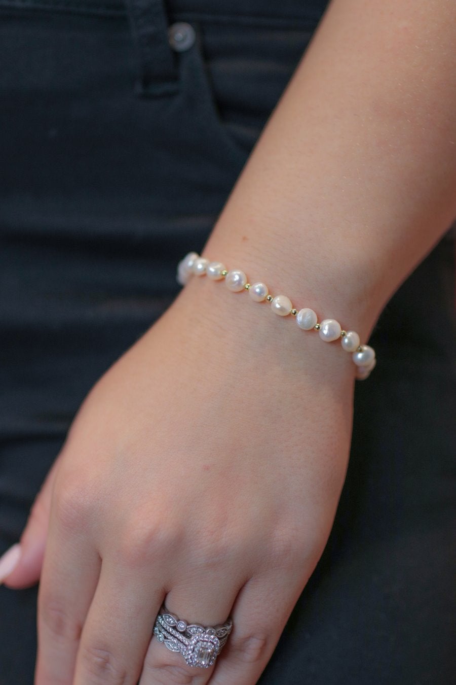 Hidden Gem Pearl Bracelet