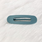 Raeh oversized spring back clip with curve design in blue