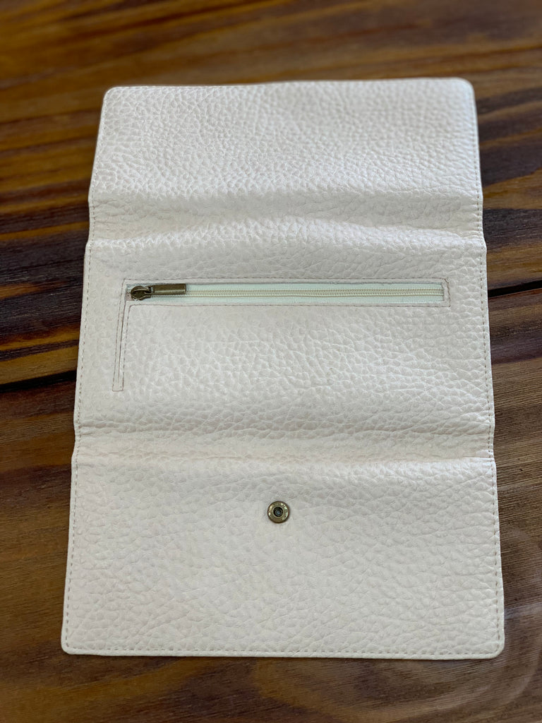 TRSK Leather Wallet - Off White (Outside)