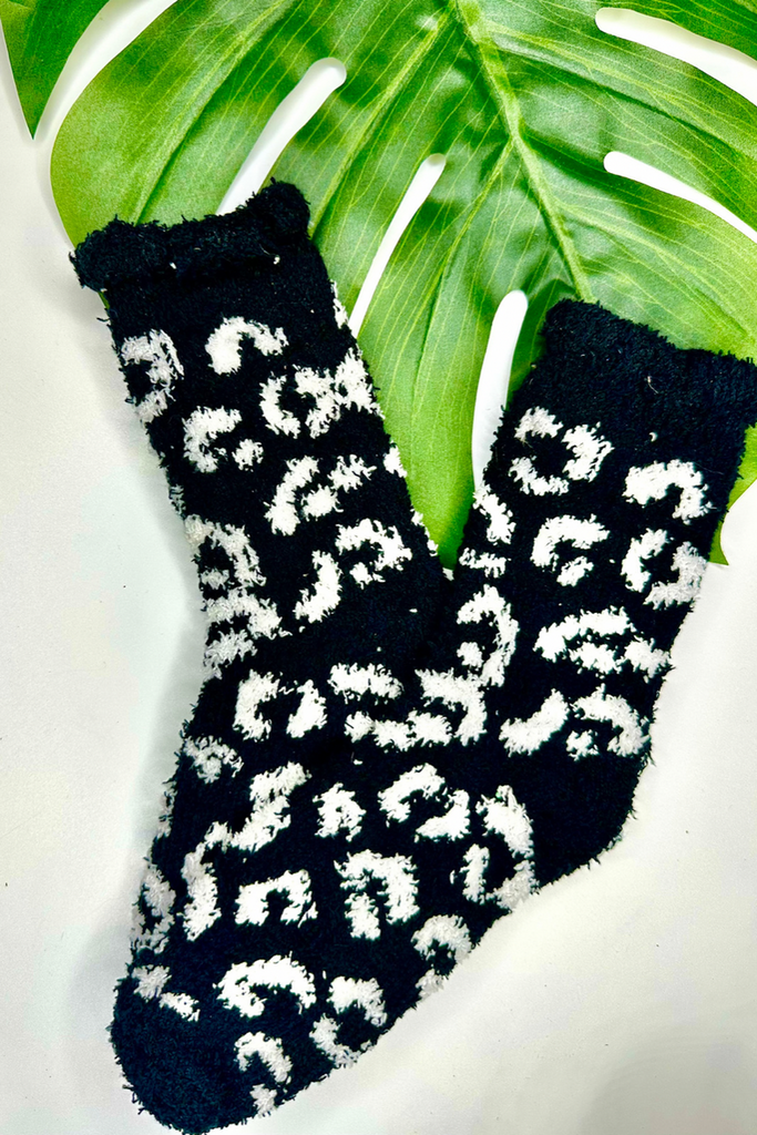 Cozy Chic Fuzzy Leopard Socks BLACK